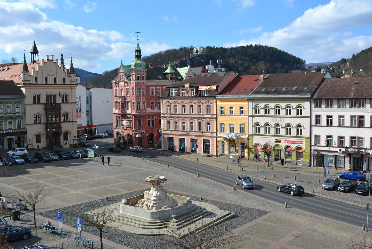 Hotel Posta Decin Exterior foto